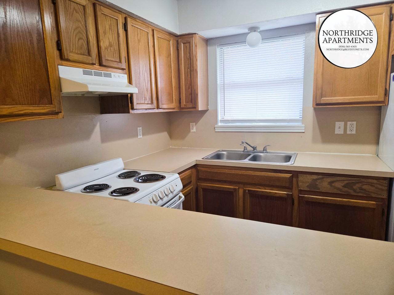 2606 Los Amigos Dr #14 - Photo 3 of 12