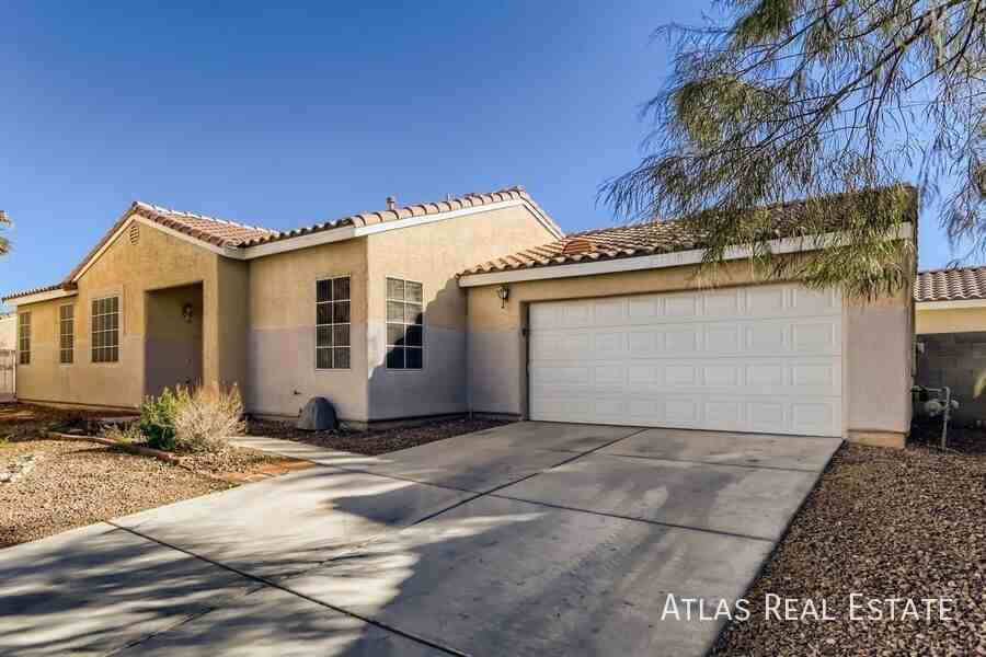 1168 Dana Maple Ct - Photo 2 of 16