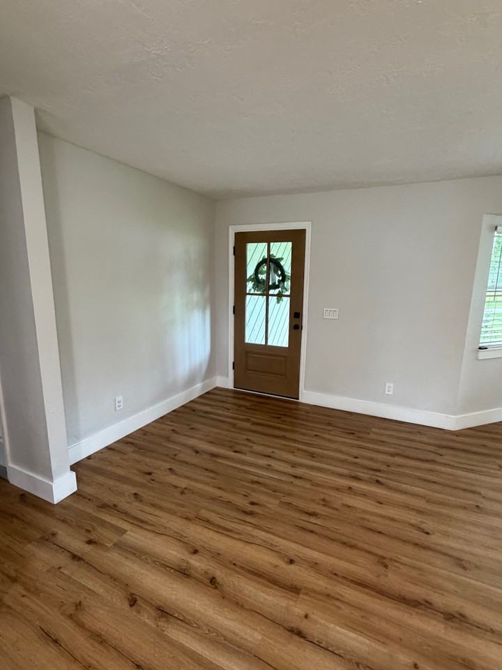 2286 Swoope Dr #1 - Photo 4 of 26