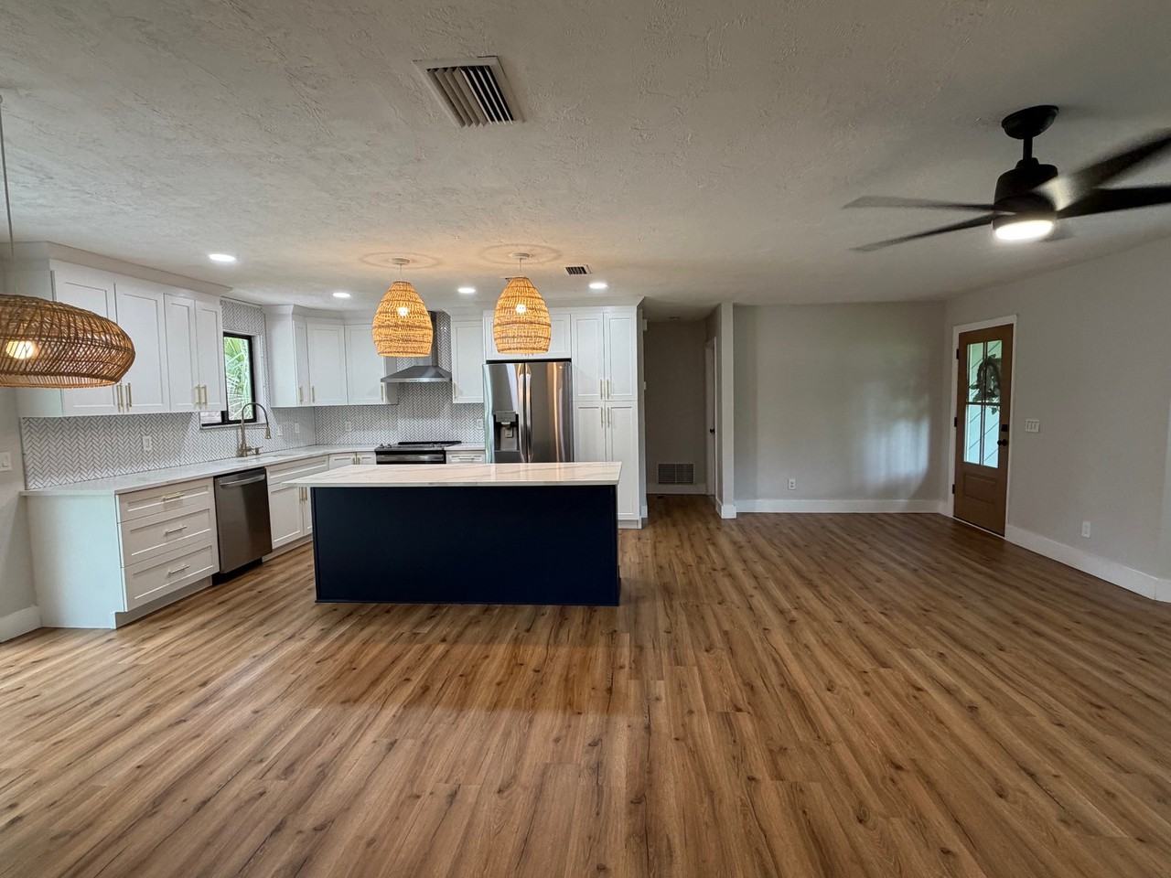 2286 Swoope Dr #1 - Photo 6 of 26