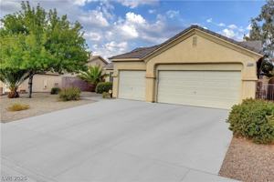 featured image of 2294 Tedesca Dr
