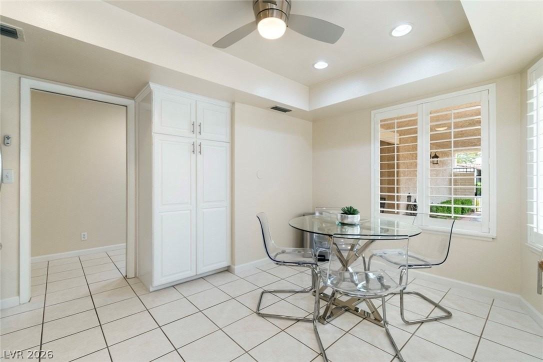 2312 Plaza Del Prado - Photo 4 of 38