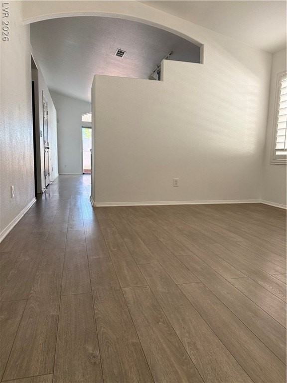 8109 Chambersberg St - Photo 4 of 21