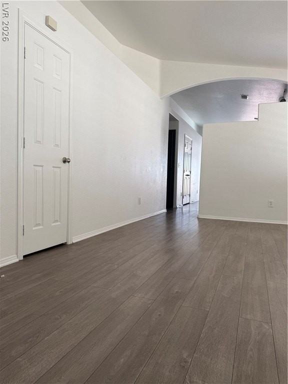 8109 Chambersberg St - Photo 6 of 21
