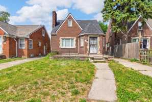 featured image of 16639 Ward St