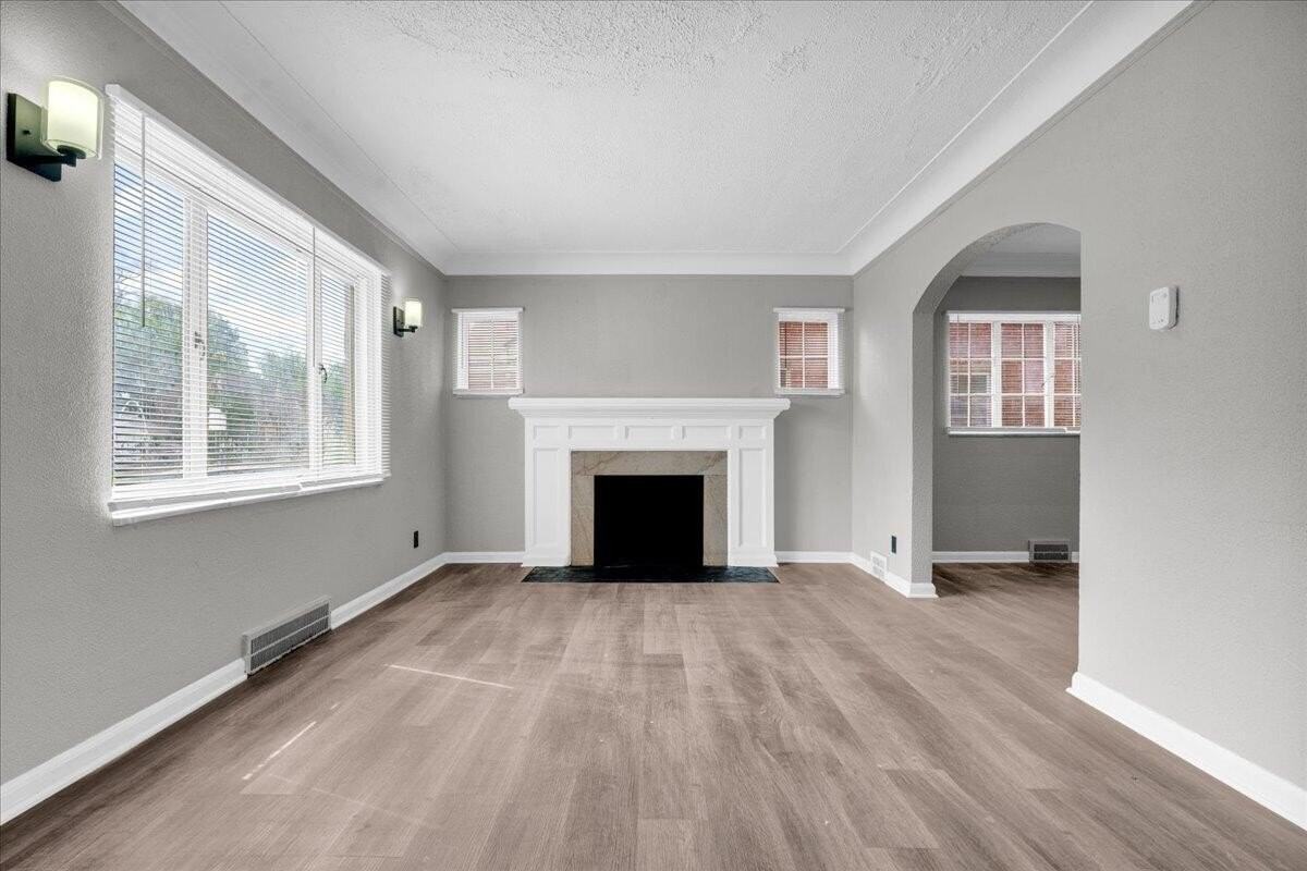 16639 Ward St - Photo 5 of 24