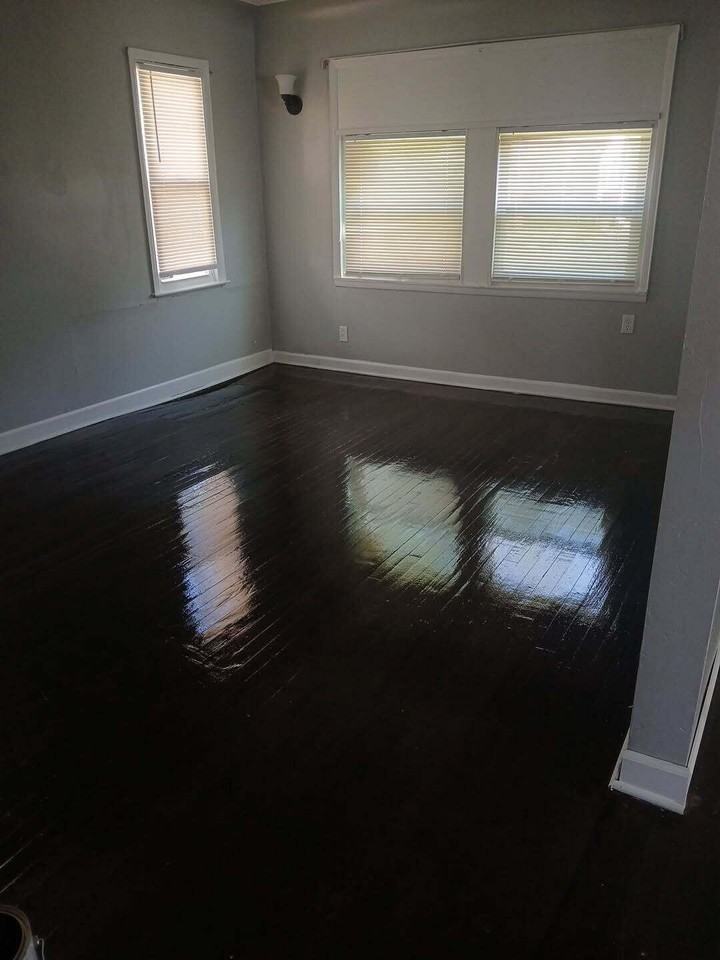 19012 Kingsville St - Photo 3 of 8