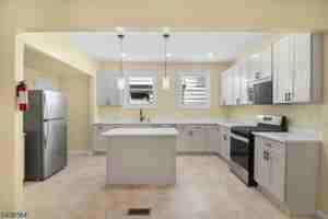 featured image of 118 Lehigh Ave #1