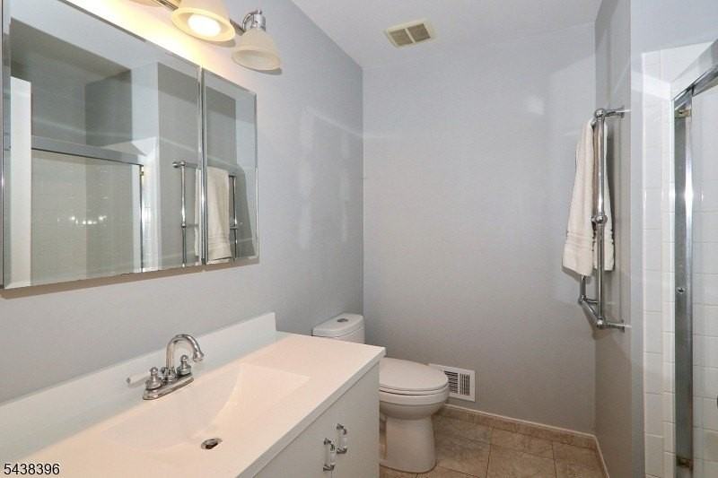 13 Minuteman Ct - Photo 4 of 22