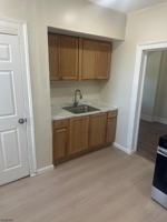 featured image of 452 Alden St #1