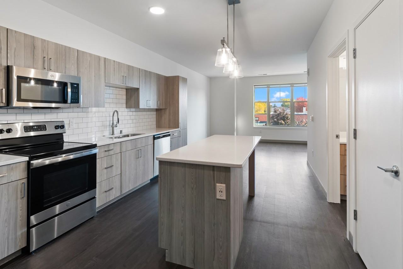 2420 E Capitol Dr #307 - Photo 4 of 24