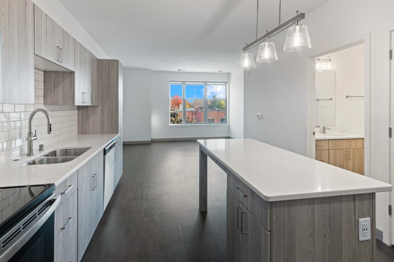 2420 E Capitol Dr #307 - Photo 5 of 24