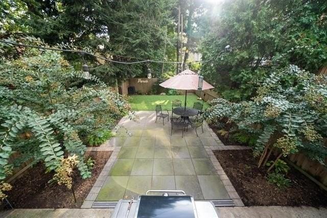105 Fairview Ave - Photo 3 of 48