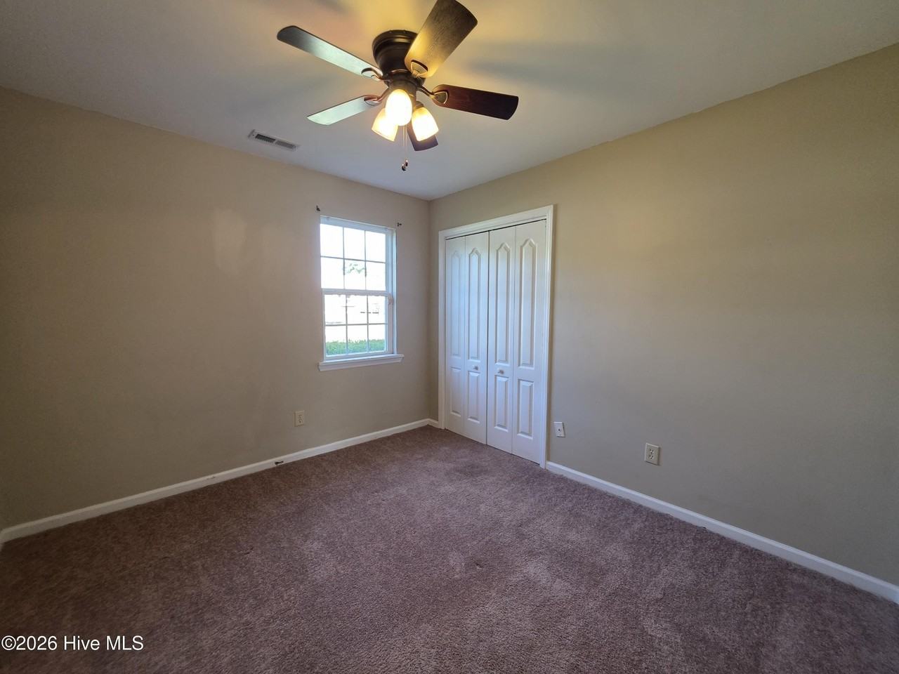 206 S Ginger Dr - Photo 6 of 15