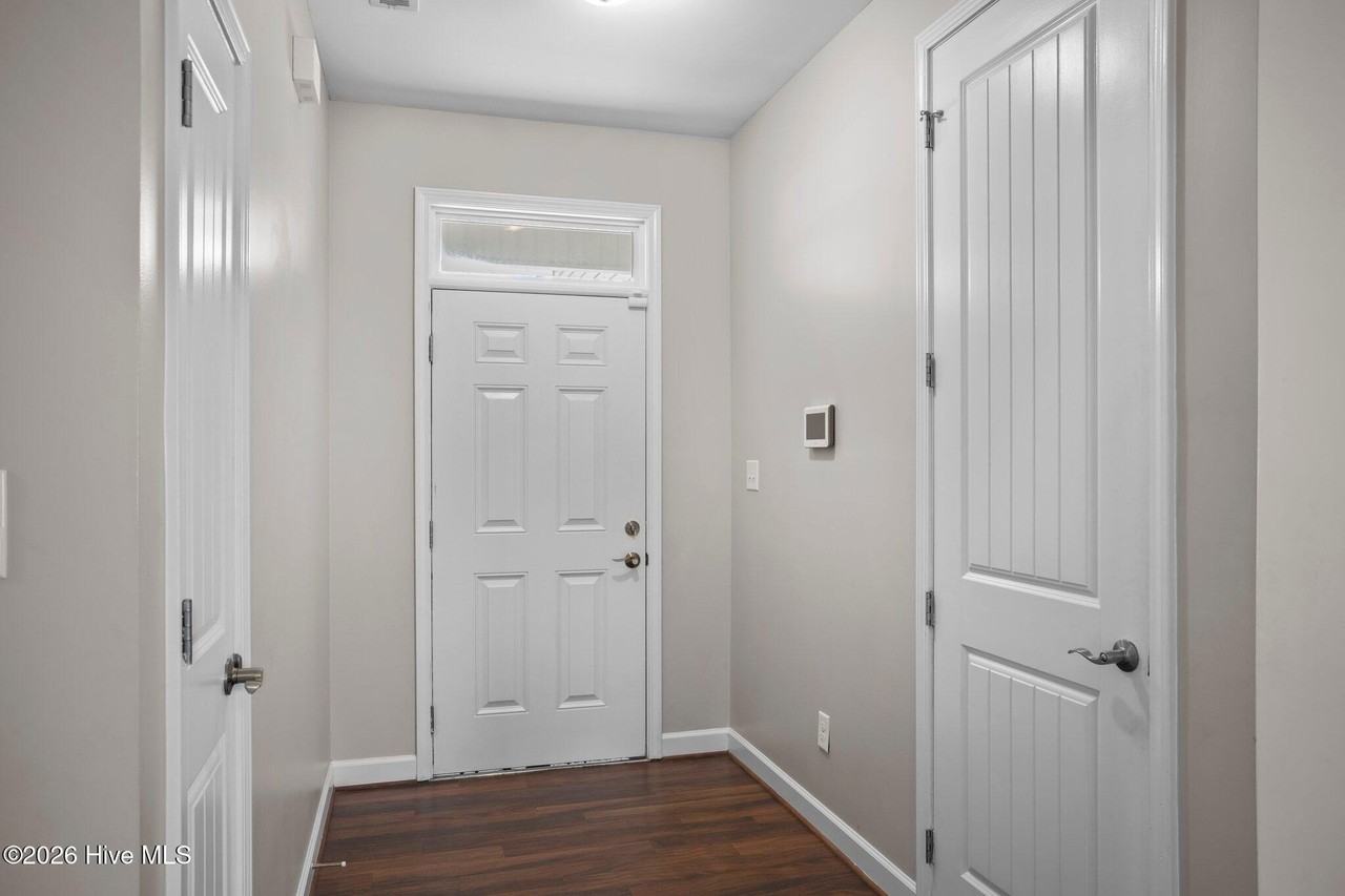 514 Aberdineshire Ct - Photo 5 of 38