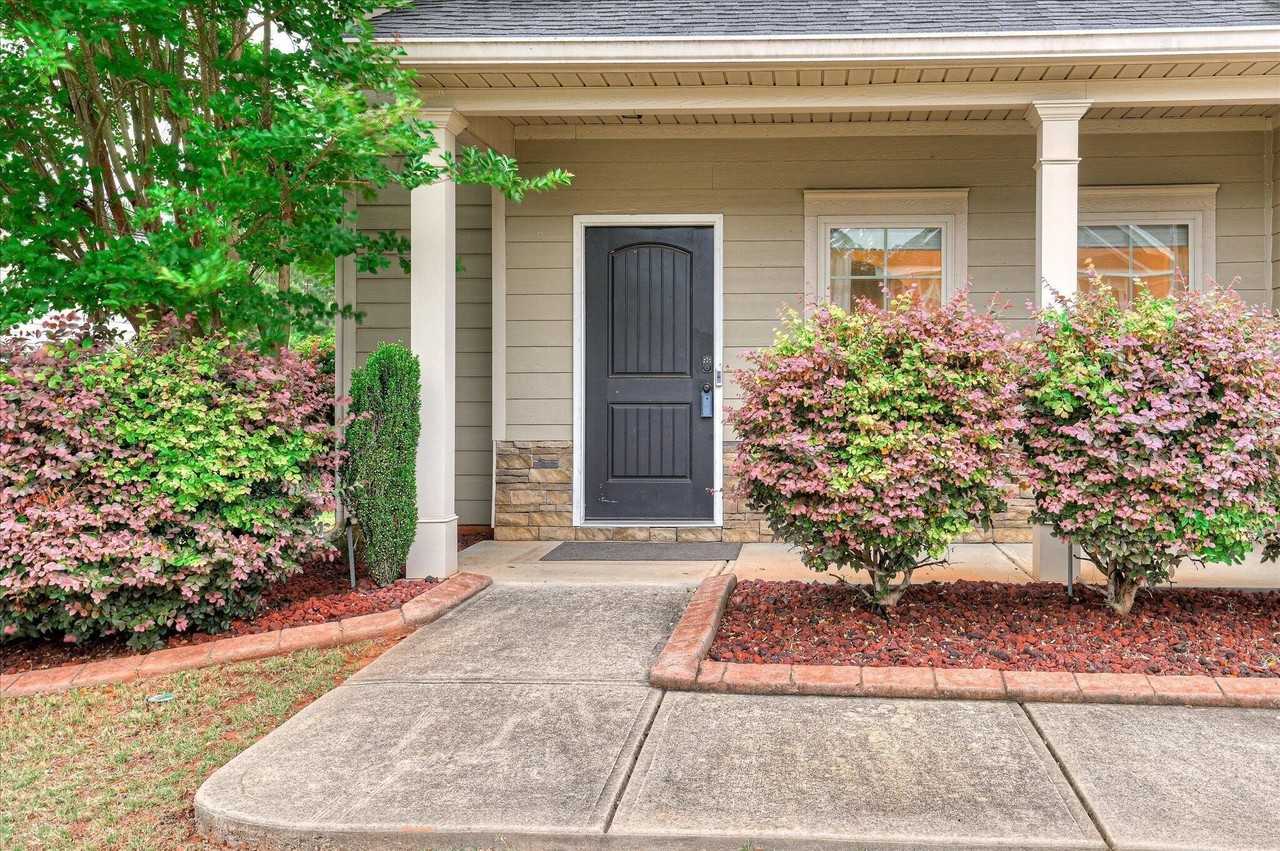 259 Wentworth Pl - Photo 2 of 48