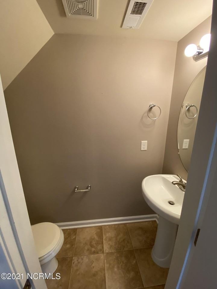 419 Caldwell Loop - Photo 5 of 14