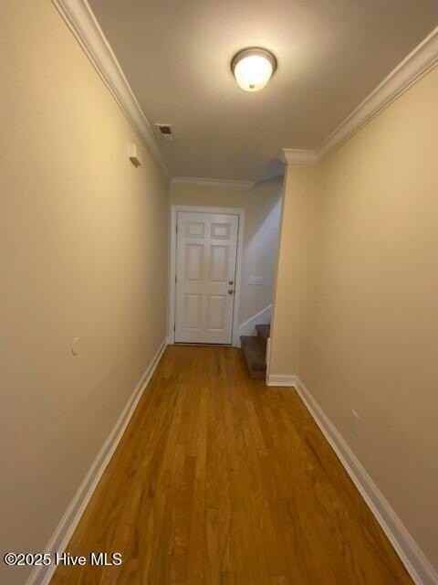 3225 Belmont Cir - Photo 3 of 23