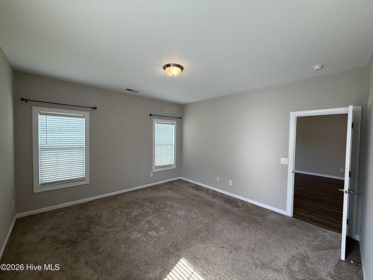 211 Briarcliff Ct - Photo 7 of 13