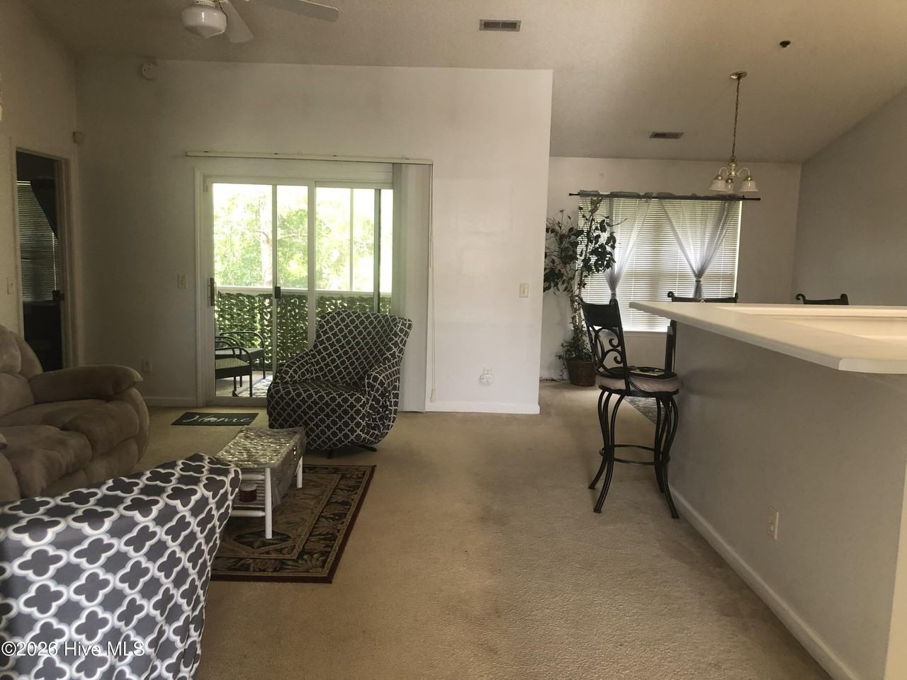 1605 Willoughby Park Ct #7 - Photo 6 of 16