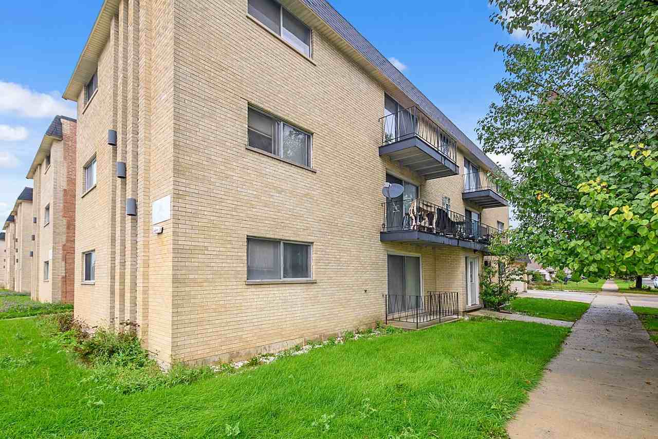 10545 S Hale Ave - Photo 7 of 8