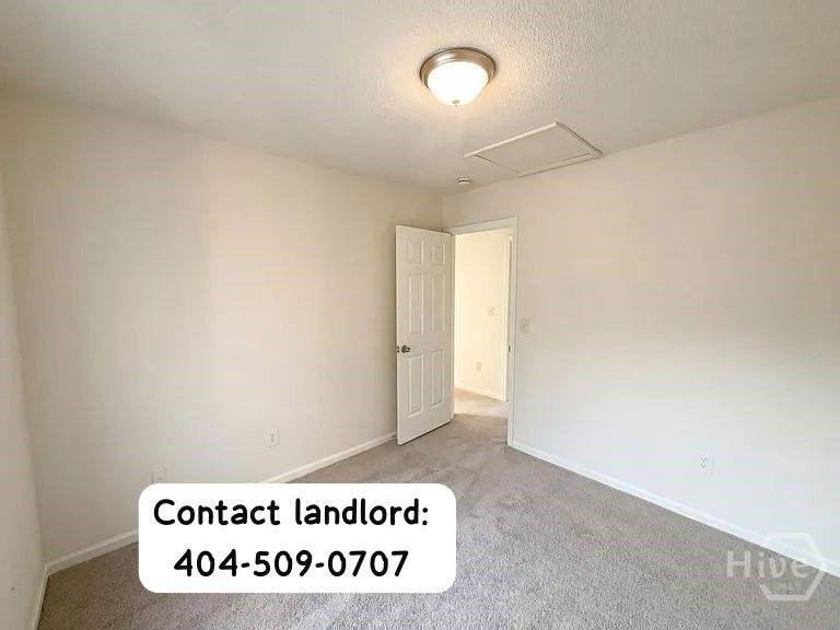 104 Nottingham Ct - Photo 7 of 9