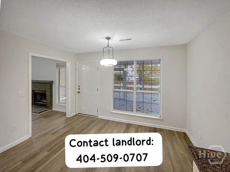 105 Nottingham Ct - Photo 4 of 11