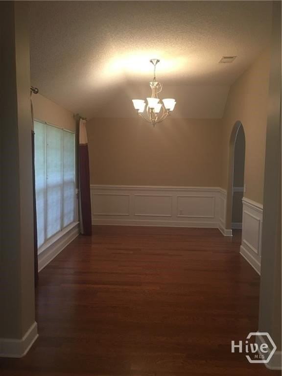 644 Marshview Dr - Photo 2 of 23