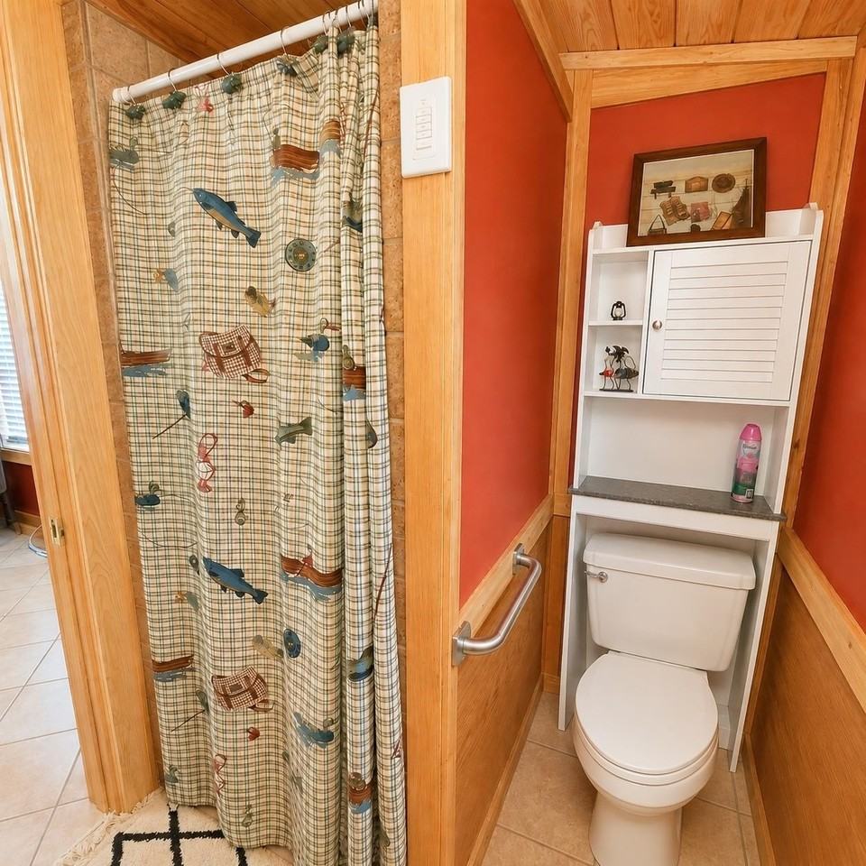 702A Oak St - Photo 2 of 7