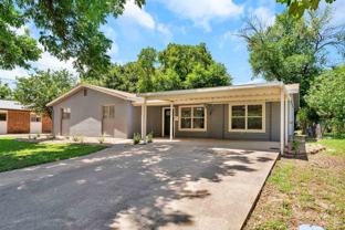 1803 Bluebonnet Ln - Photo 1 of 1