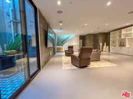 featured image of 1734 N Beverly Glen Blvd