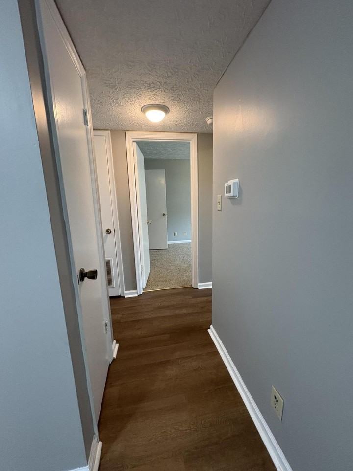 121 N Brand St #13 - Photo 5 of 10