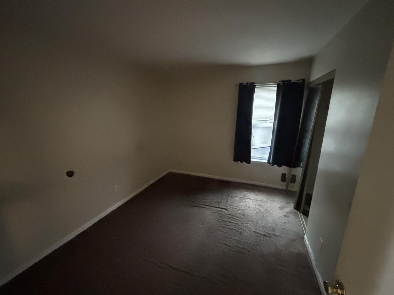 1816 Chatsworth Dr #A - Photo 6 of 8