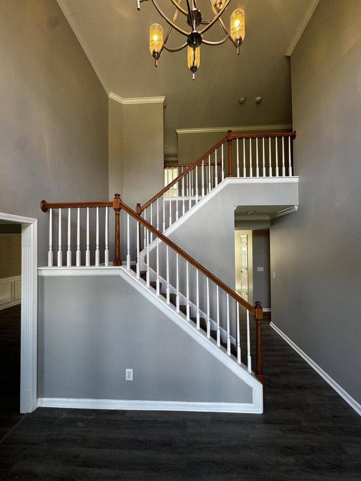 2224 Wilmington Ln - Photo 4 of 36