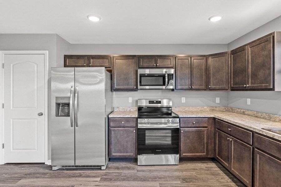 129 Landry Ln - Photo 6 of 16