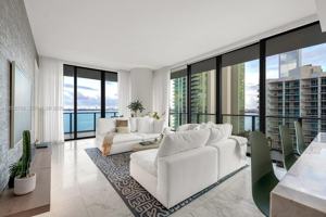 featured image of 480 Ne 31st St #1701