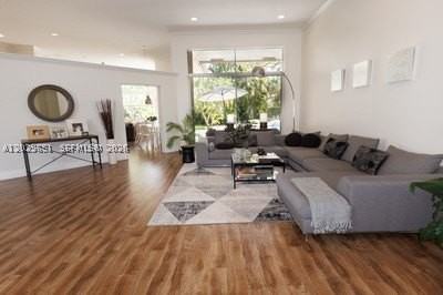 280 Landings Blvd #280 - Photo 3 of 50