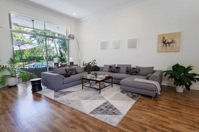 280 Landings Blvd #280 - Photo 5 of 50