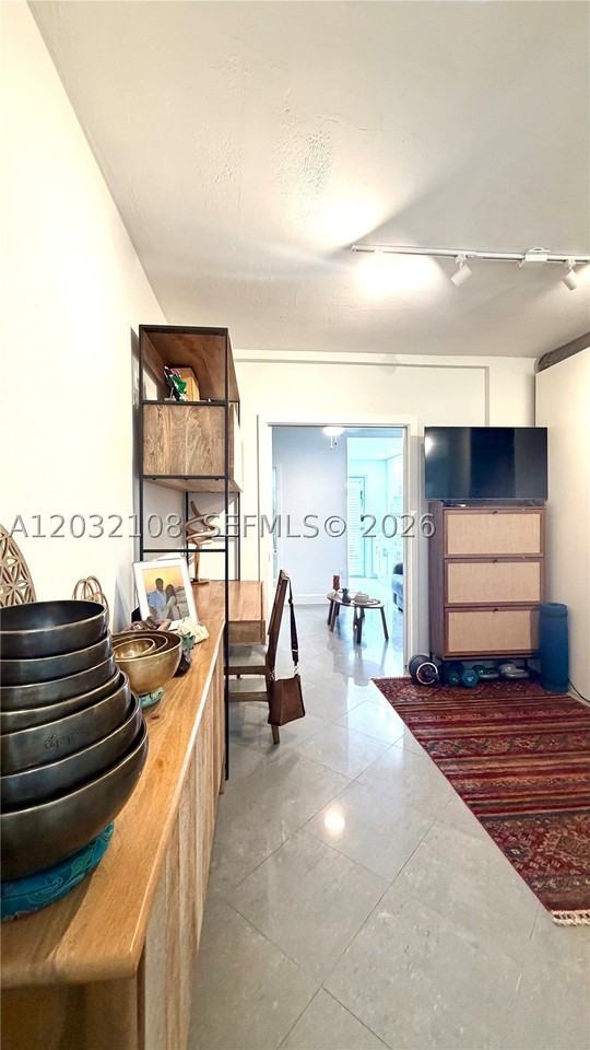 626 Meridian Ave #5 - Photo 6 of 23