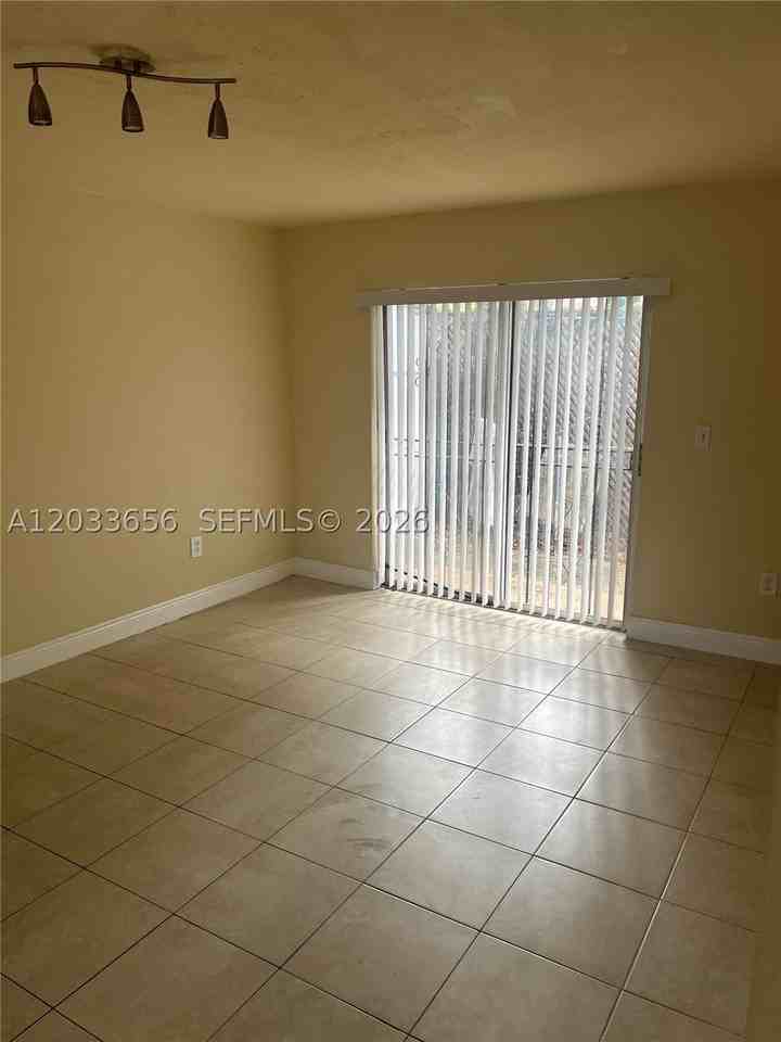 5900 Nw 1st Ave #2