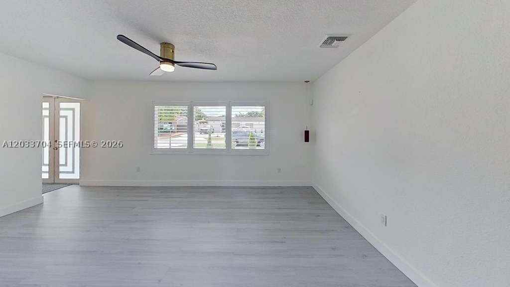 3030 Sw 96th Ave #0 - Photo 6 of 19