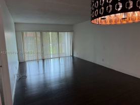 140 Lakeview Dr #211 - Photo 1 of 1