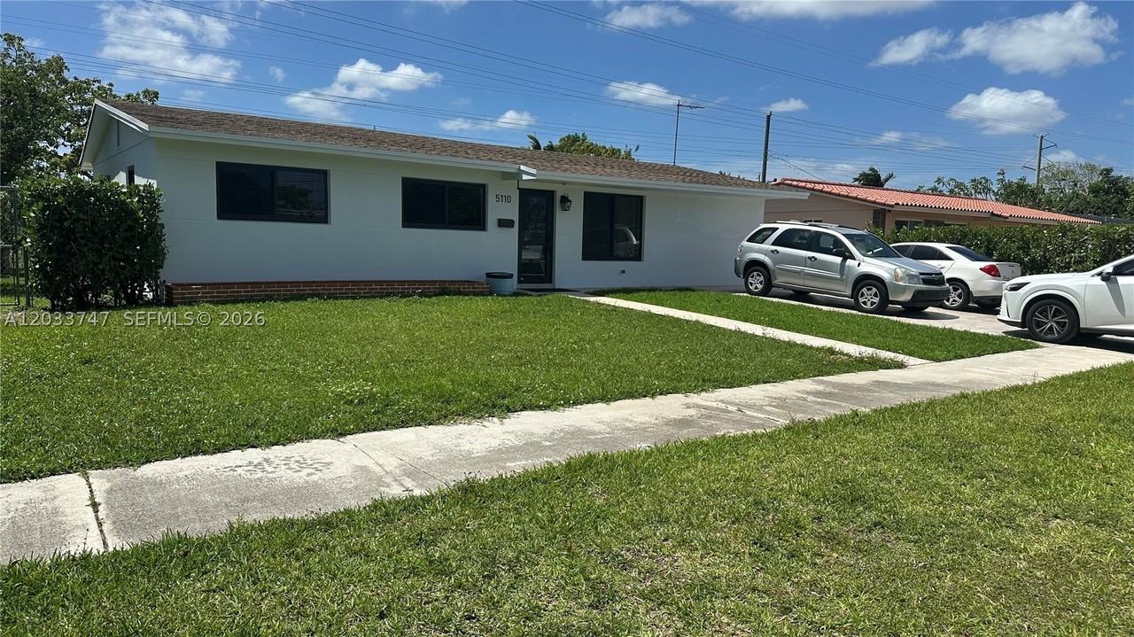 5110 Sw 106th Ave - Photo 2 of 16