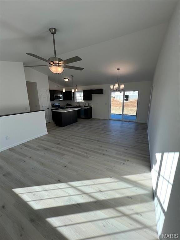 160 Rivers Edge Dr - Photo 2 of 24