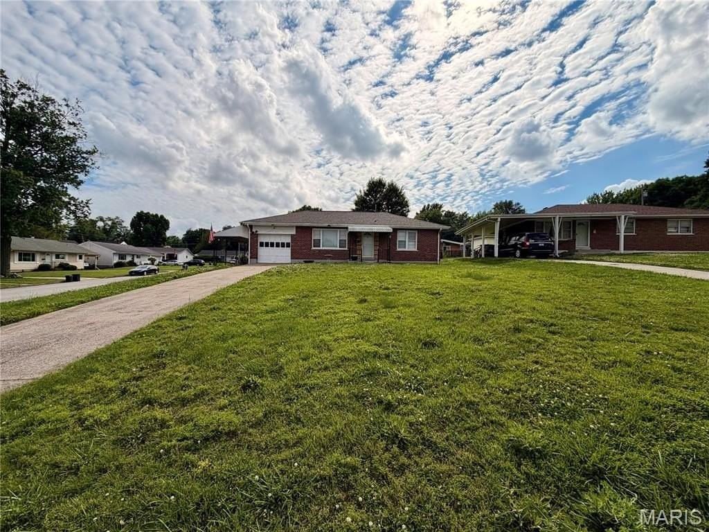 11 Rose Ct - Photo 2 of 50