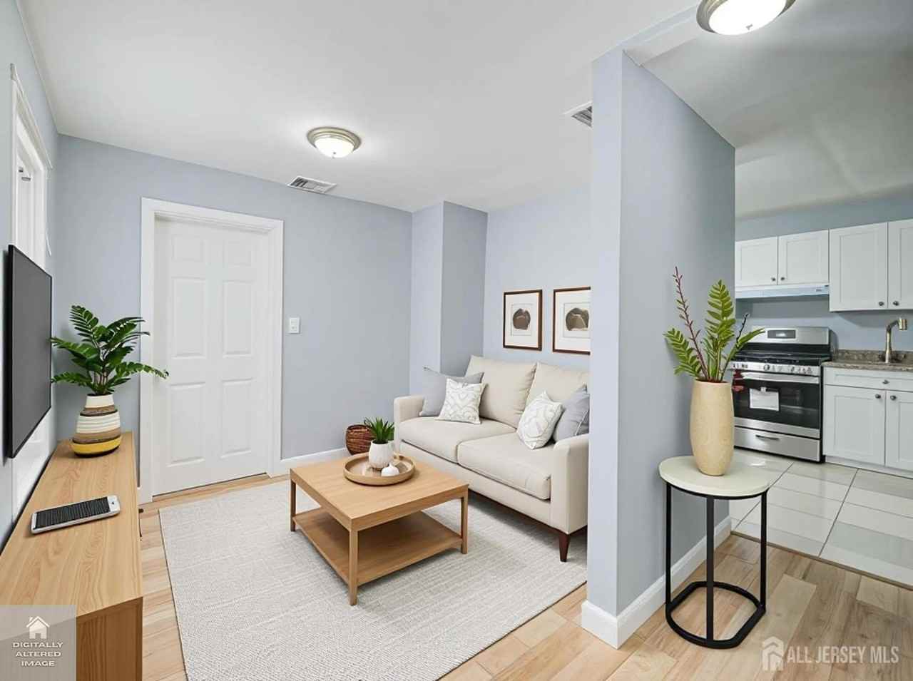314 Seaman St #2 - Photo 6 of 20