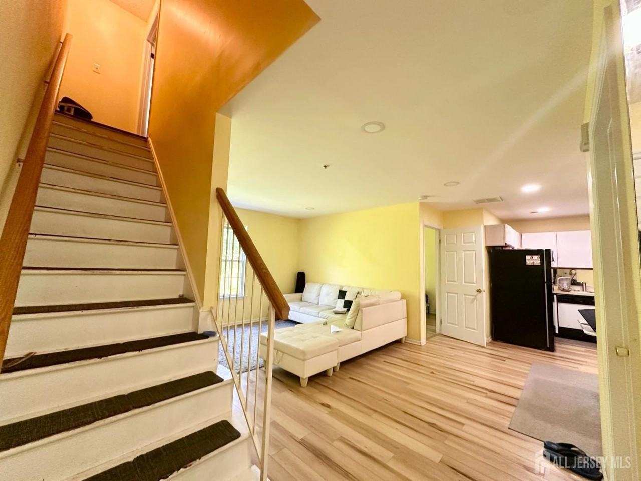 263 Prestwick Way - Photo 3 of 18
