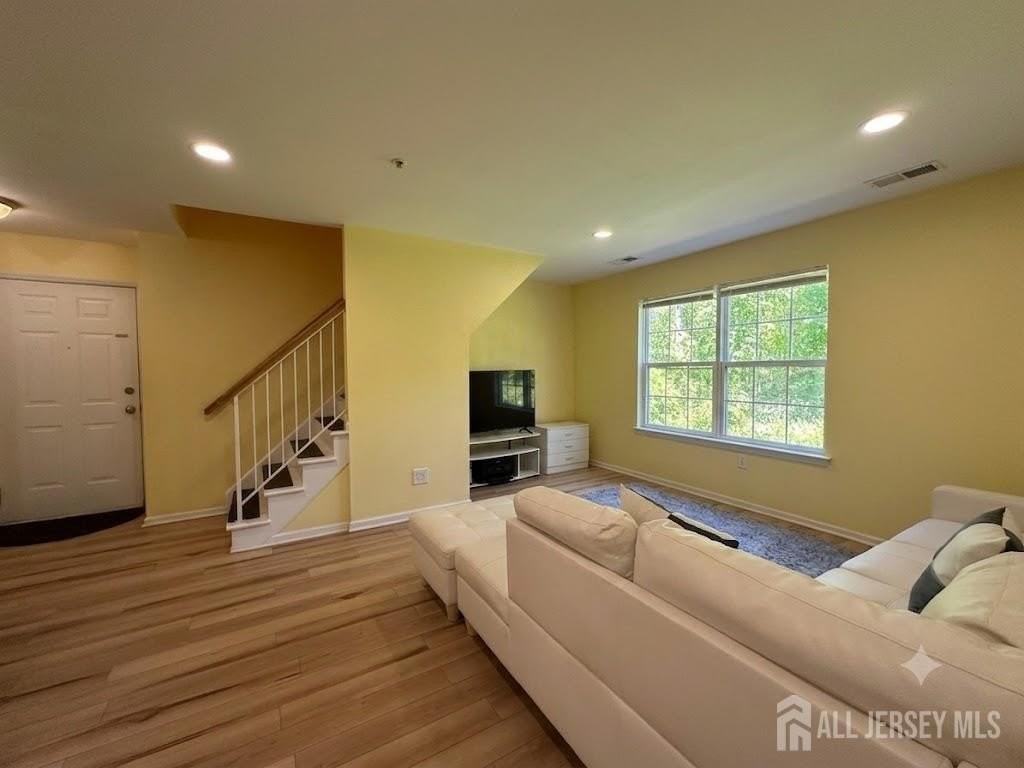 263 Prestwick Way - Photo 4 of 18