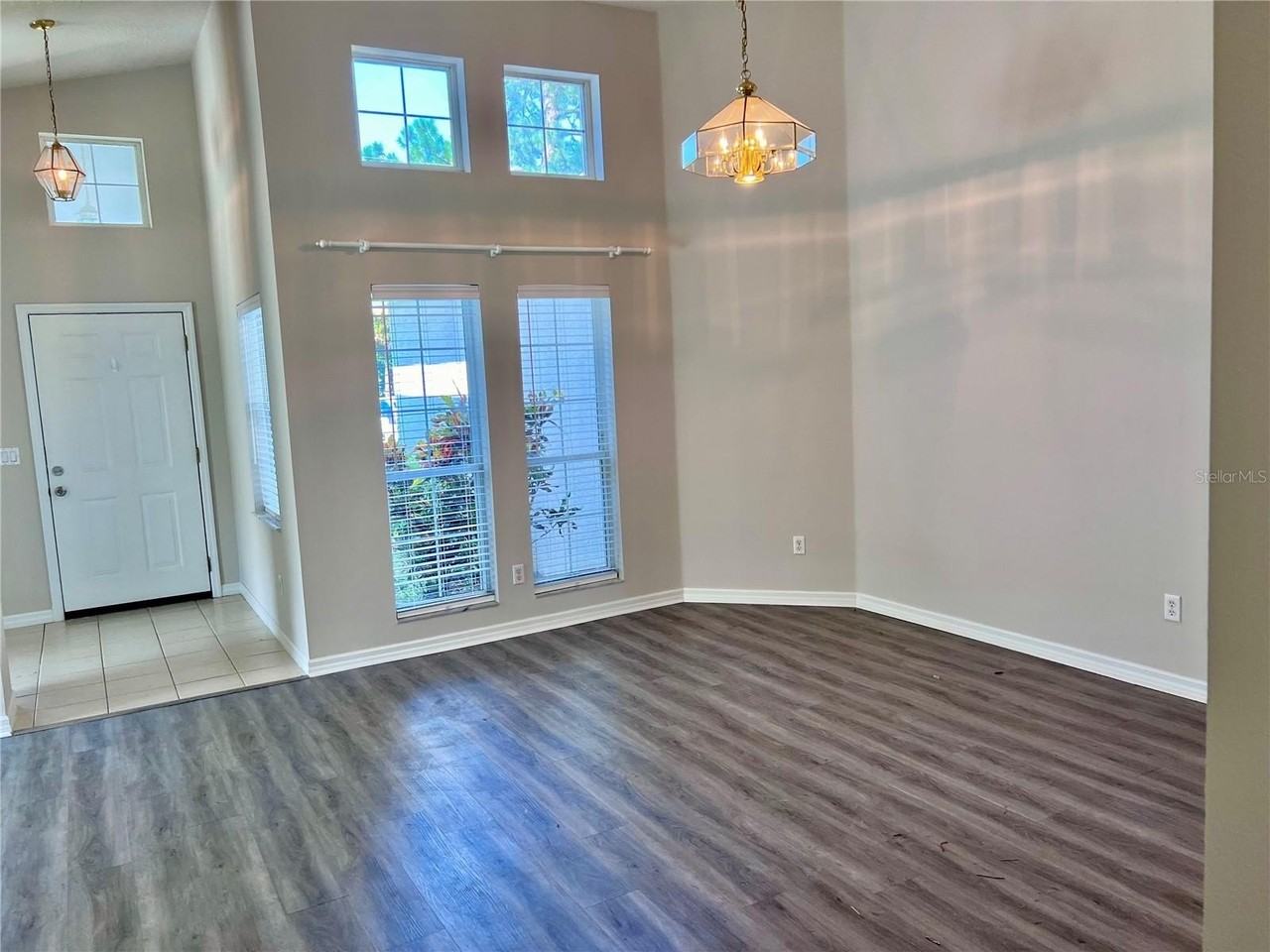 70 Wellesley Ln - Photo 5 of 39