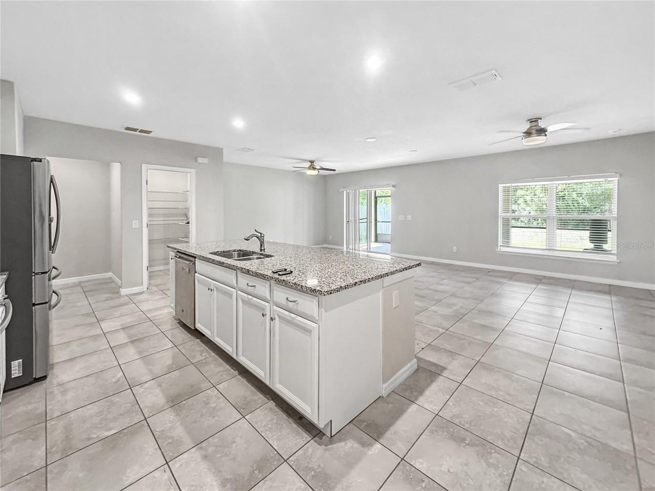 3876 Crawley Down Loop - Photo 3 of 17
